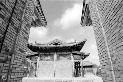 蘭州莊嚴(yán)寺，曾經(jīng)是一位帝王的皇宮內(nèi)苑