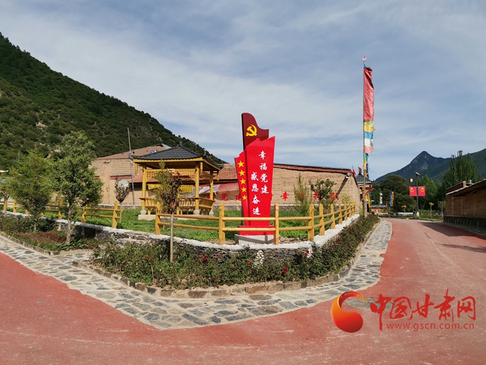 【蘭大新聞學子重走西北角】甘南迭部：村民吃上“文化飯”，搭上“旅游車”