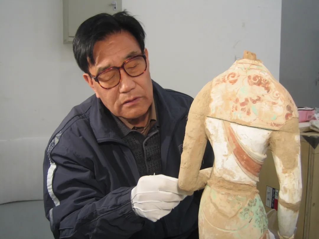 【中央媒體看甘肅】守護(hù)千年敦煌，他只覺(jué)一生太短……