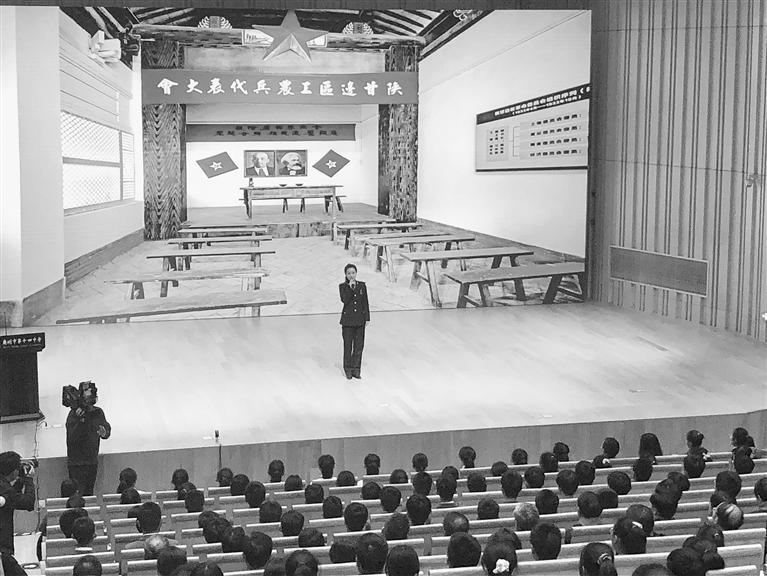 蘭州市開展“學(xué)黨史、頌黨恩、跟黨走”紅色文化進(jìn)校園活動