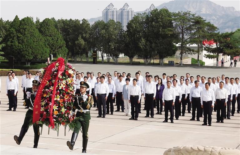 蘭州市委理論學(xué)習(xí)中心組黨史學(xué)習(xí)教育暨市級(jí)領(lǐng)導(dǎo)干部專題讀書班開班把牢前進(jìn)方向 展示擔(dān)當(dāng)作為開創(chuàng)發(fā)展新局面