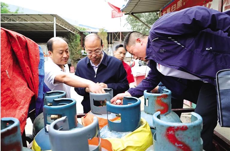 蘭州市開展氣瓶安全隱患排查對安全問題堅(jiān)決“零容忍”