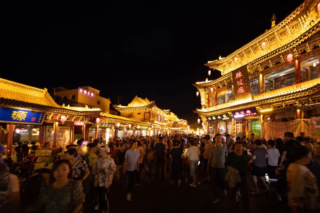 古風(fēng)、華美、浪漫、美味……現(xiàn)實(shí)版“清明上河圖”，就在這里！