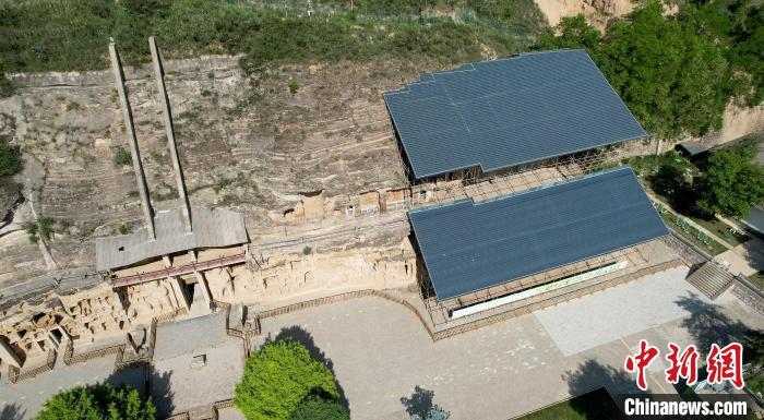 圖為航拍視角下的北石窟寺。　艾慶龍 攝