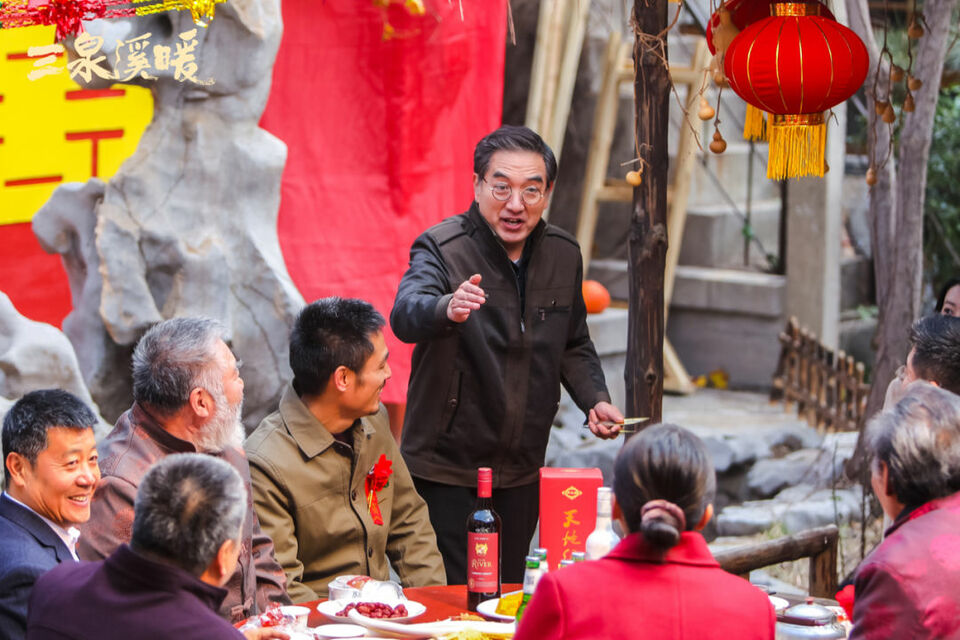 還原鄉(xiāng)味，留住鄉(xiāng)愁，《三泉溪暖》定檔央一