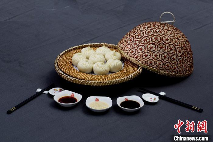 圖為甘肅臨夏回族自治州美味——河州包子。(資料圖) 臨夏州委宣傳部供圖